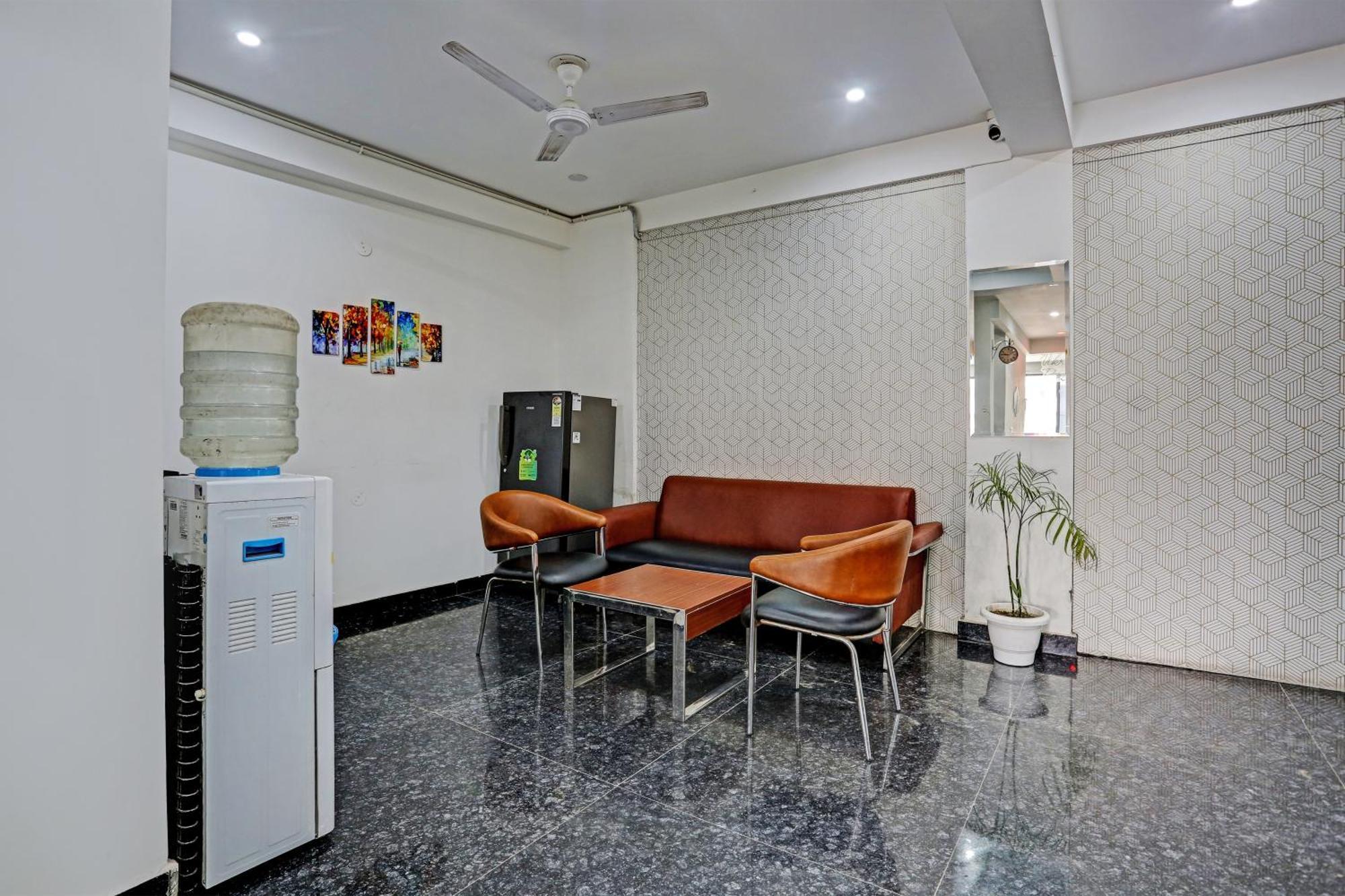 Hotel O Vikrant Residency Gurgaon Luaran gambar